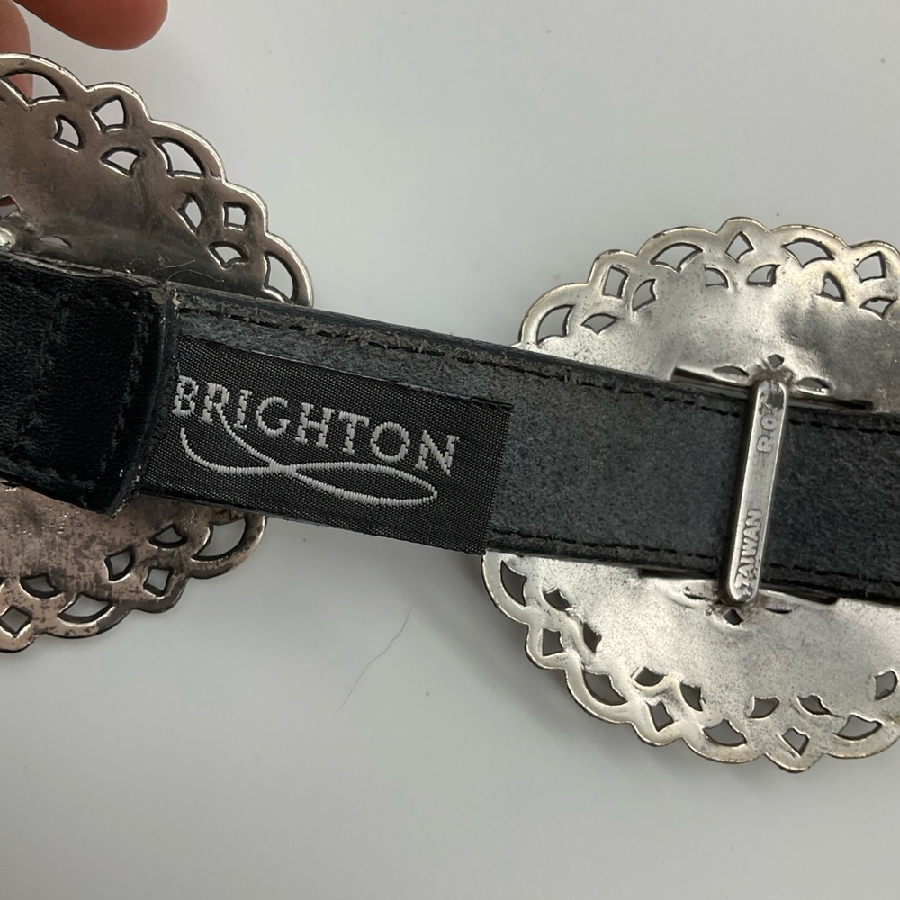 BRIGHTON CONCHO LEATHER BELT - Picture 4 of 13
